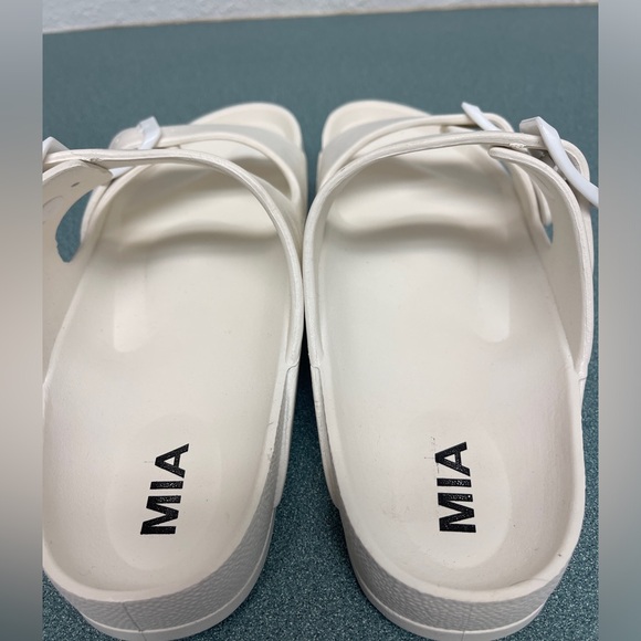 MIA Sandal Slides Buckle Straps Women’s 8 White - Picture 7 of 8